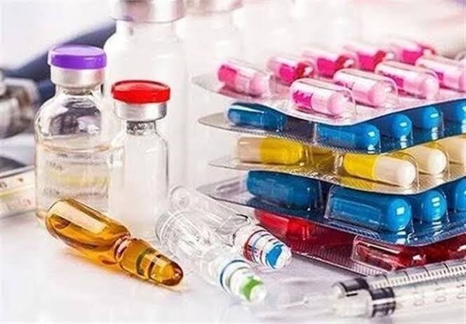 پیگیری جبران افزایش قیمت داروها با پوشش بیمه‌ای